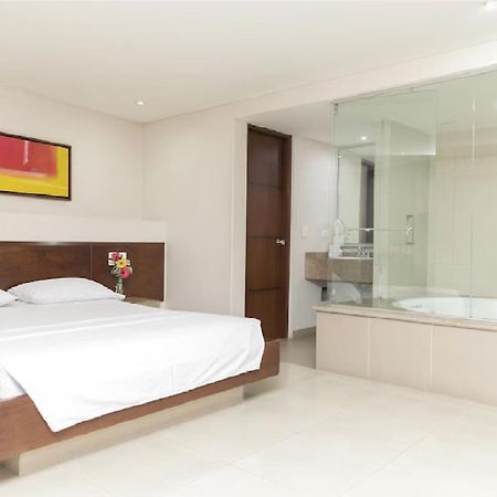 Hotel Romanza Medellin Exterior photo