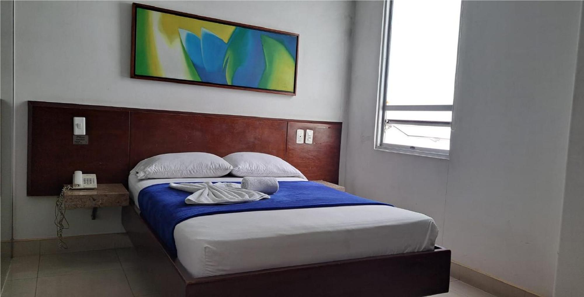 Hotel Romanza Medellin Exterior photo
