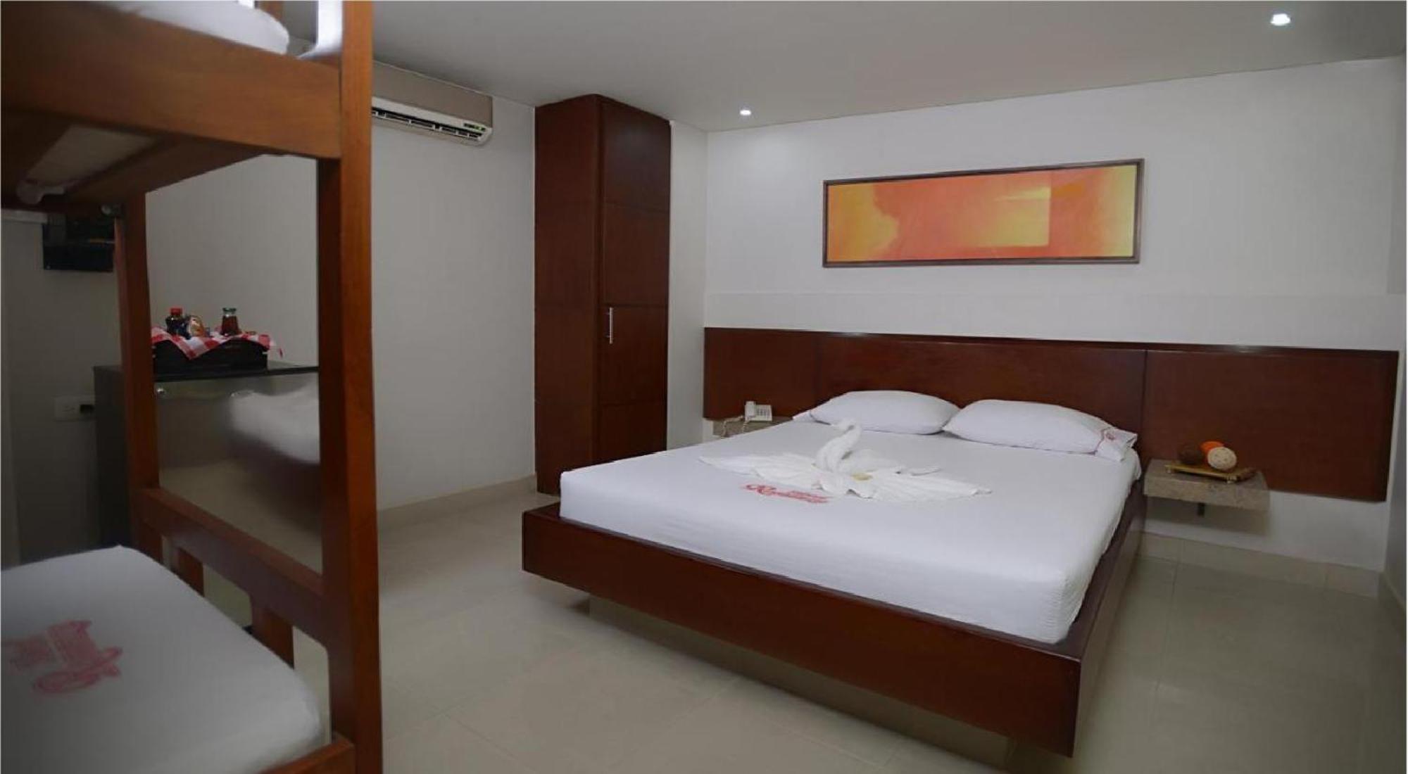 Hotel Romanza Medellin Exterior photo