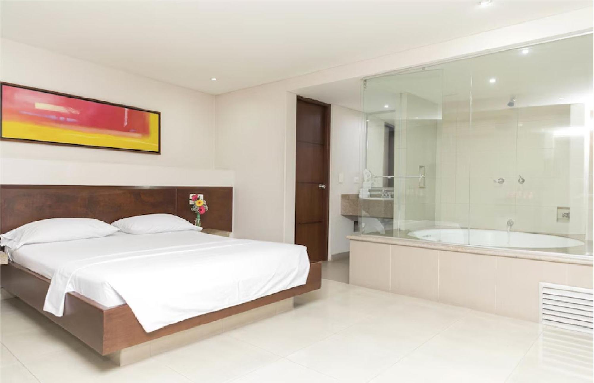 Hotel Romanza Medellin Exterior photo