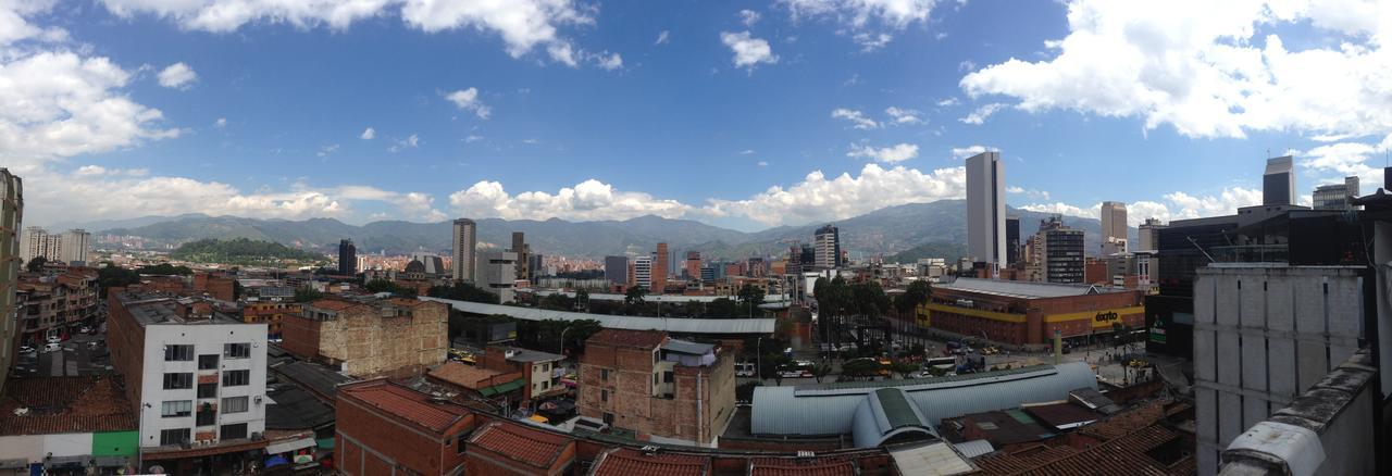 Hotel Romanza Medellin Exterior photo